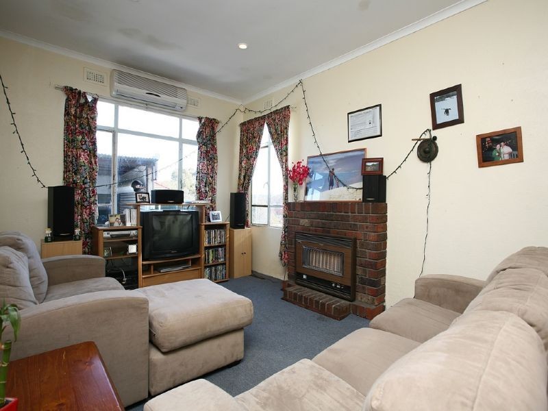 42 Power Avenue, Ashwood VIC 3147