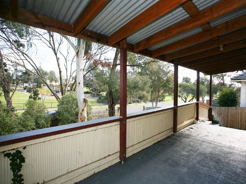 87 Power Avenue, Chadstone VIC 3148