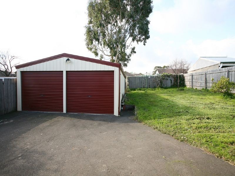87 Power Avenue, Chadstone VIC 3148