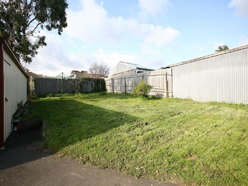 87 Power Avenue, Chadstone VIC 3148