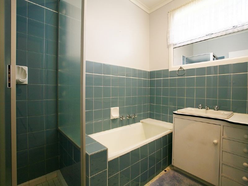 28 Bizley Street, Mount Waverley VIC 3149