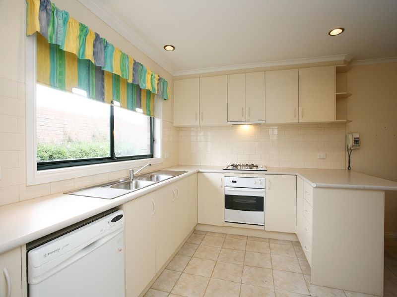 2/332 Waverley Road, Mount Waverley VIC 3149