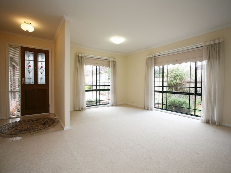 2/332 Waverley Road, Mount Waverley VIC 3149