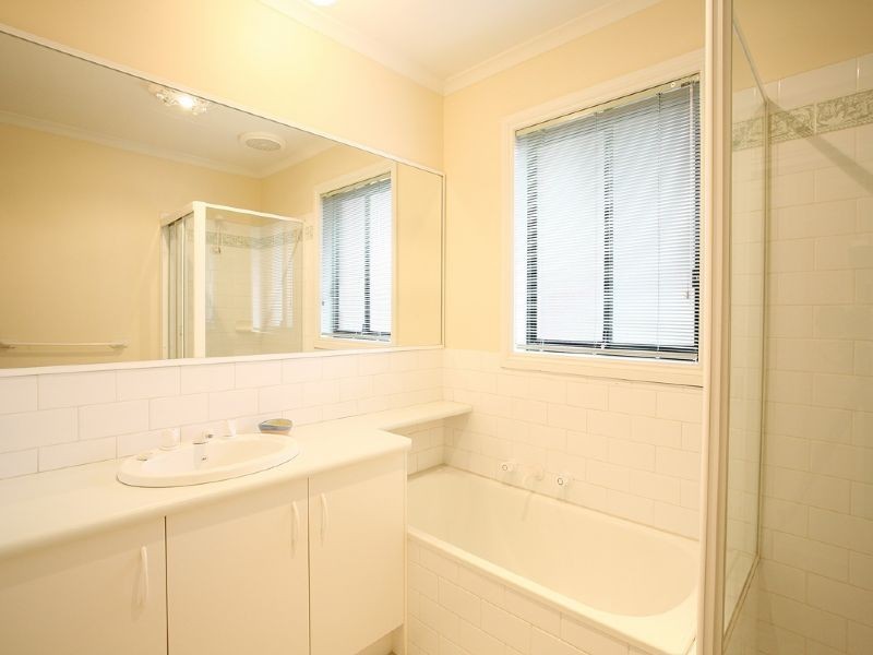 2/332 Waverley Road, Mount Waverley VIC 3149