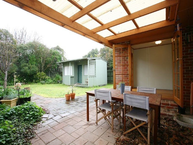 12 Akuna Street, Notting Hill VIC 3168