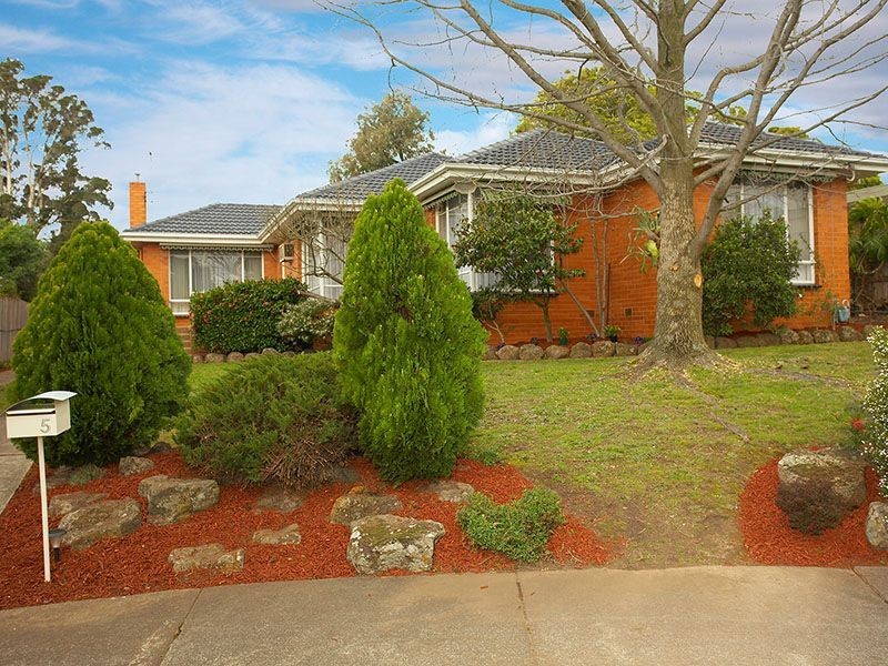 5 Lilac Court, Mount Waverley VIC 3149