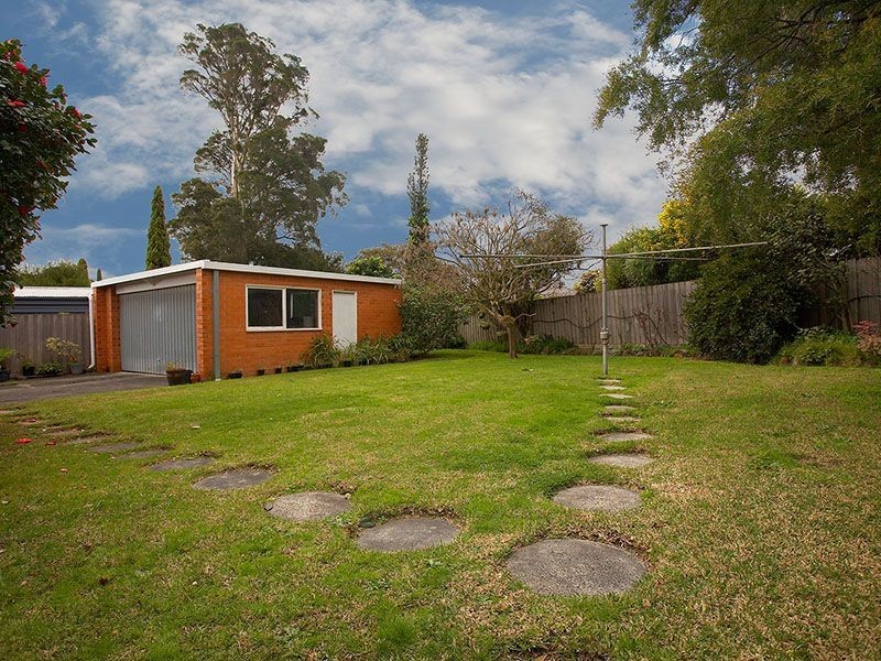 5 Lilac Court, Mount Waverley VIC 3149