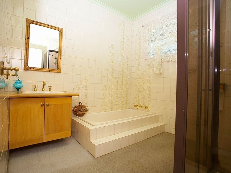 93 Blackburn Road, Mount Waverley VIC 3149