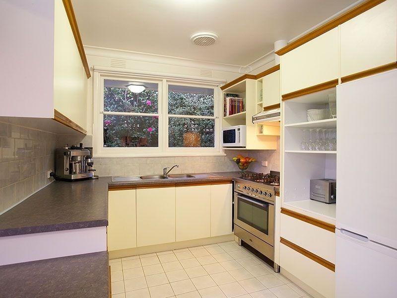 19 Biscayne Drive, Mount Waverley VIC 3149