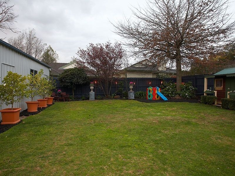 19 Biscayne Drive, Mount Waverley VIC 3149
