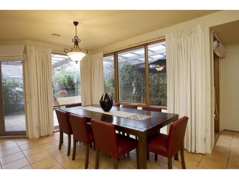 21A Park Lane, Mount Waverley VIC 3149