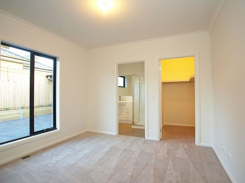 2/43 Briggs Street, Mount Waverley VIC 3149