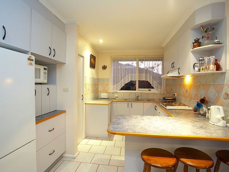 31 Biscayne Drive, Mount Waverley VIC 3149