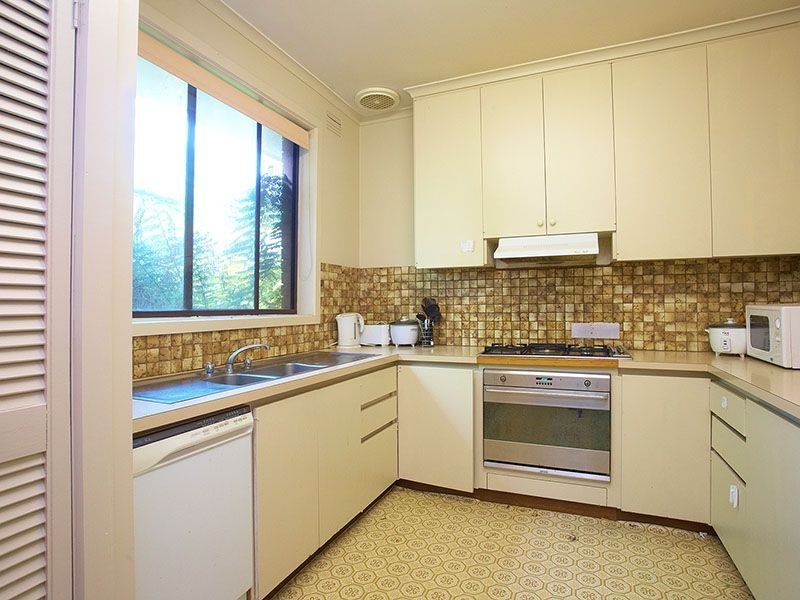 36 Koonawarra Street, Clayton VIC 3168