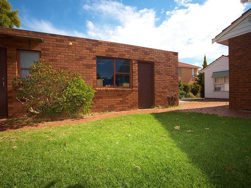 36 Koonawarra Street, Clayton VIC 3168