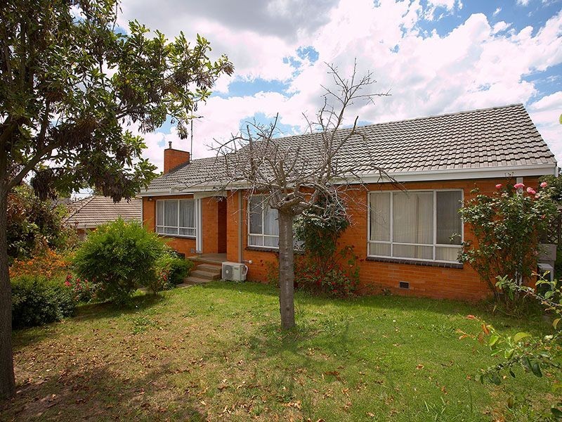 5 Leyland Road, Mount Waverley VIC 3149