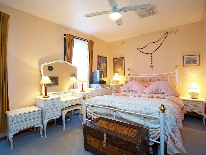 45 Worthing Avenue, Burwood East VIC 3151