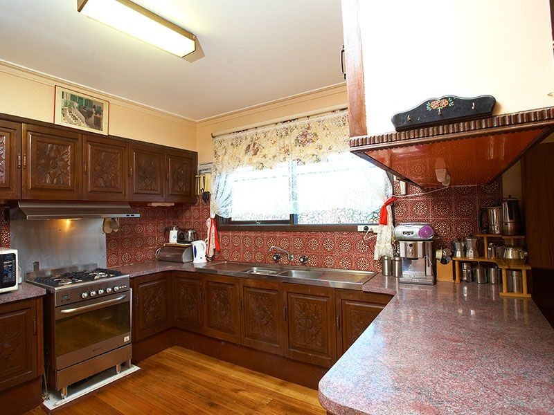 45 Worthing Avenue, Burwood East VIC 3151