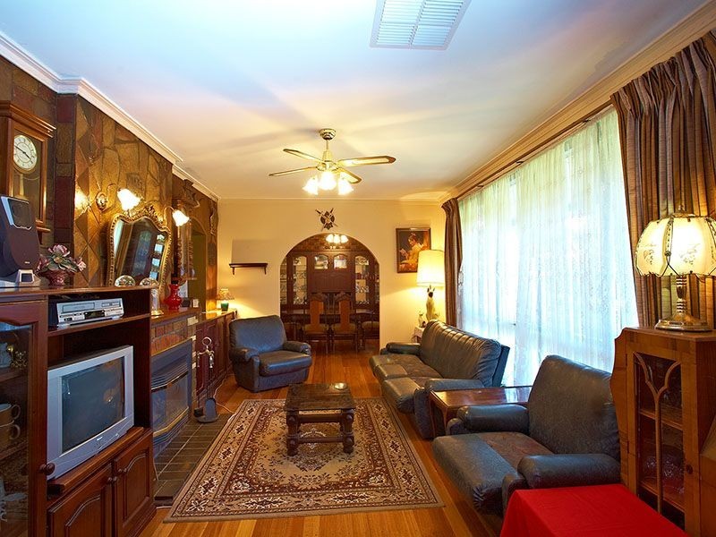 45 Worthing Avenue, Burwood East VIC 3151