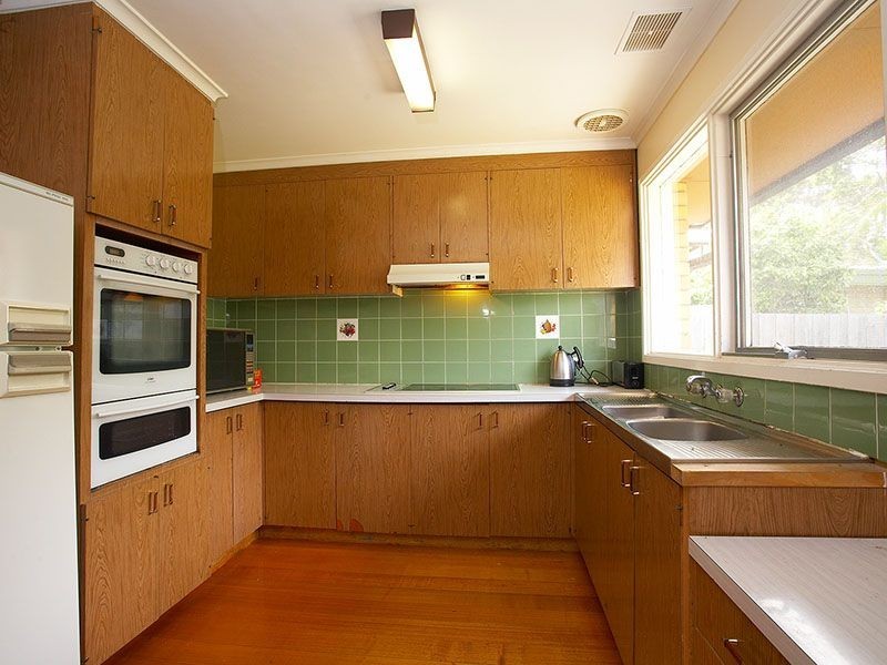 75 Mayfield Drive, Mount Waverley VIC 3149