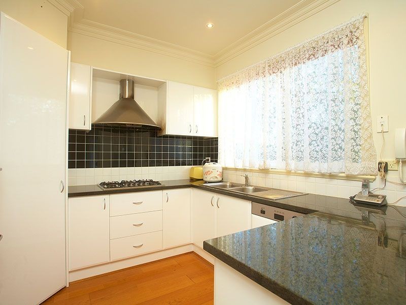 4/547 High Street Road, Mount Waverley VIC 3149