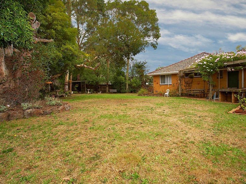 3 Merton Close, Mount Waverley VIC 3149