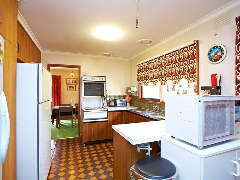 6 Josephine, Mount Waverley VIC 3149