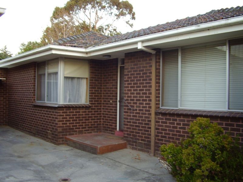 2/4 Munro Avenue, Mount Waverley VIC 3149