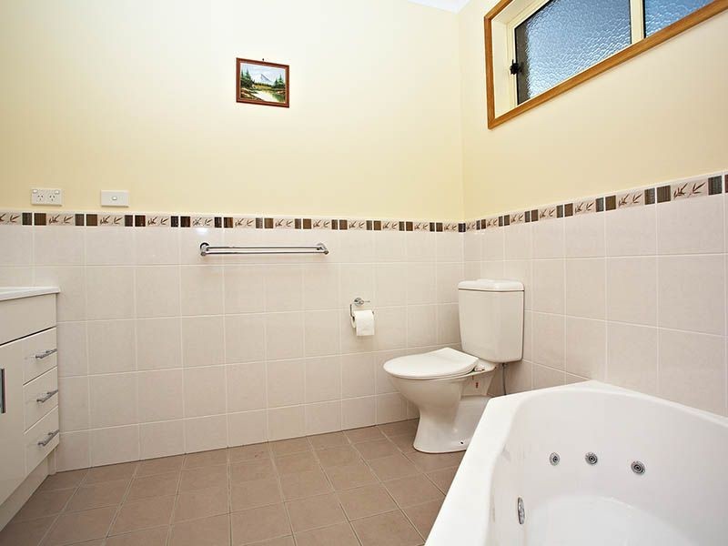 4 Hovea Court, Mount Waverley VIC 3149