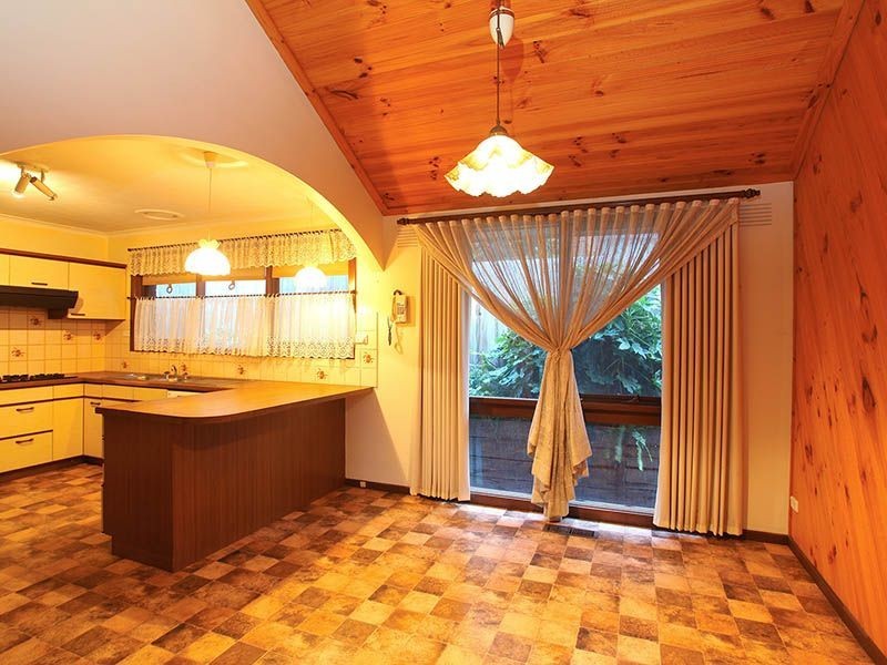 83 Gladeswood Drive, Mulgrave VIC 3170