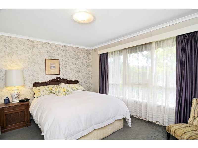 15 Cooinda Court, Burwood East VIC 3151