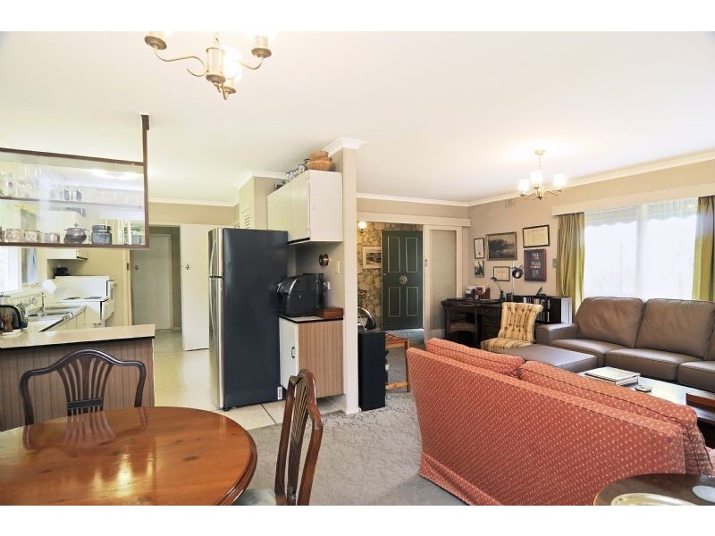 15 Cooinda Court, Burwood East VIC 3151