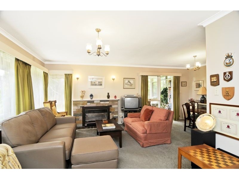 15 Cooinda Court, Burwood East VIC 3151