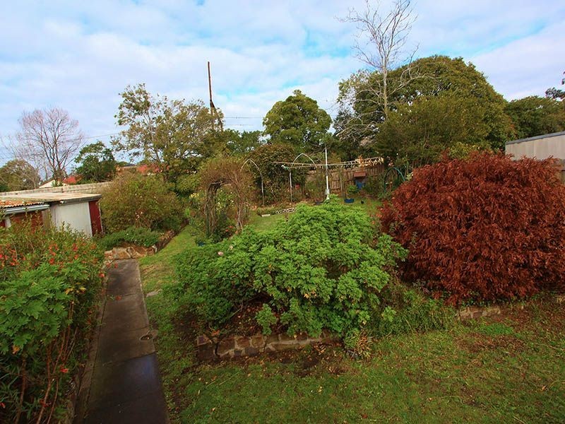 64 Price Avenue, Mount Waverley VIC 3149