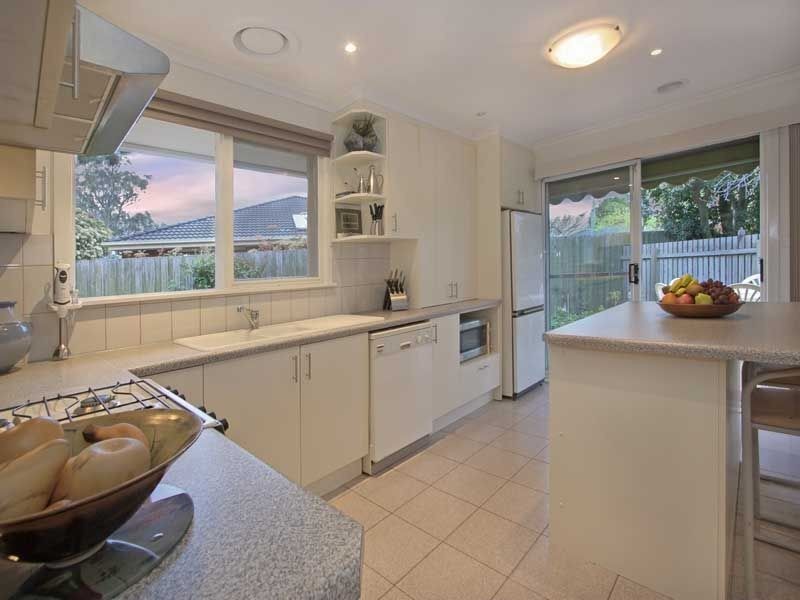 10 Purse Street, Mount Waverley VIC 3149