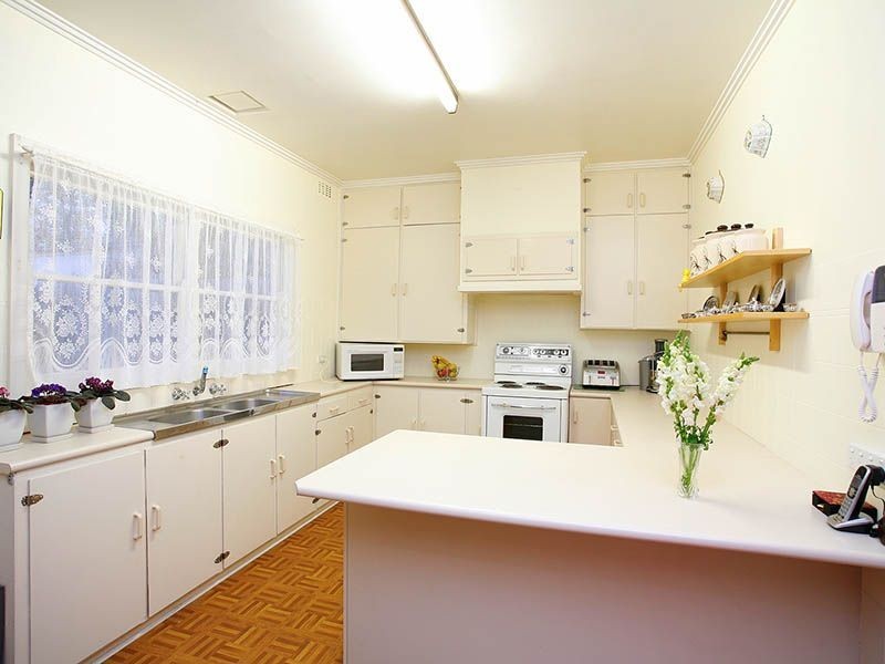 8 Judith Street, Burwood VIC 3125