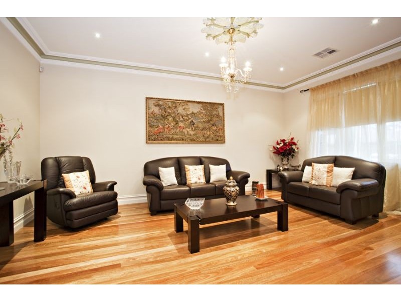 17 Viewbank Road, Mount Waverley VIC 3149