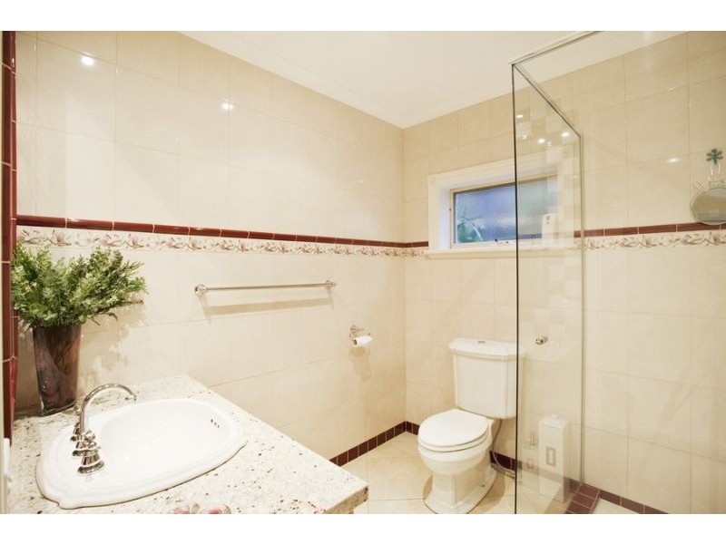 17 Viewbank Road, Mount Waverley VIC 3149