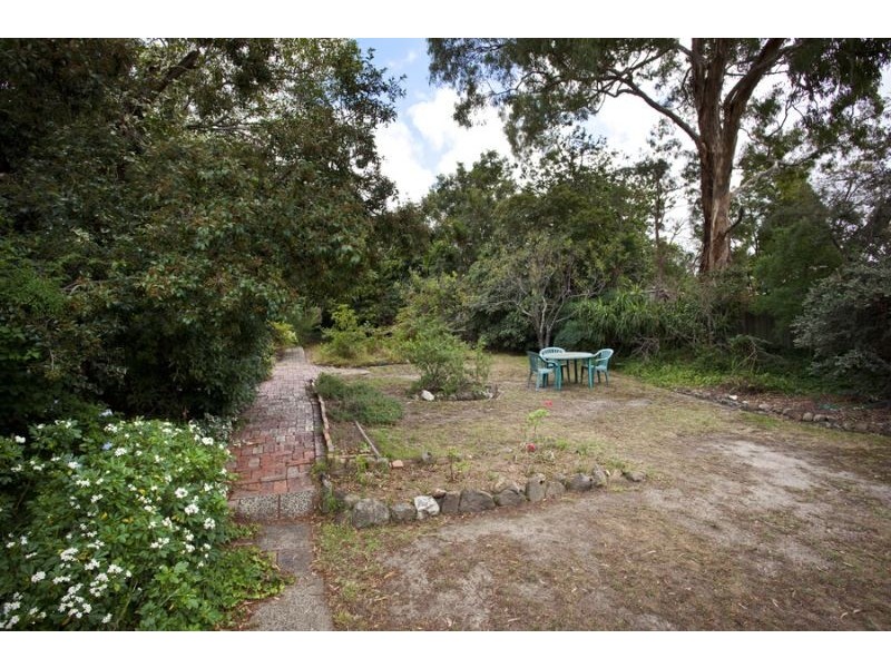 17 Lee Avenue, Mount Waverley VIC 3149