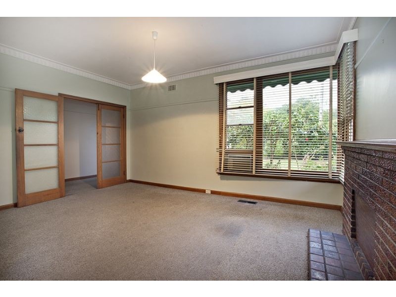 1 Maude Street, Chadstone VIC 3148