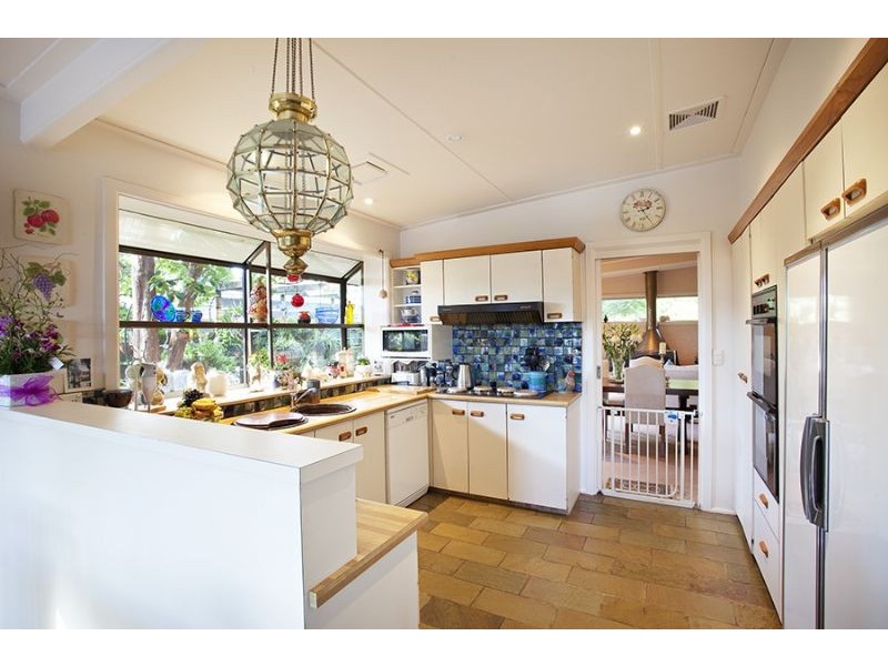 21 Lewton Road, Mount Waverley VIC 3149