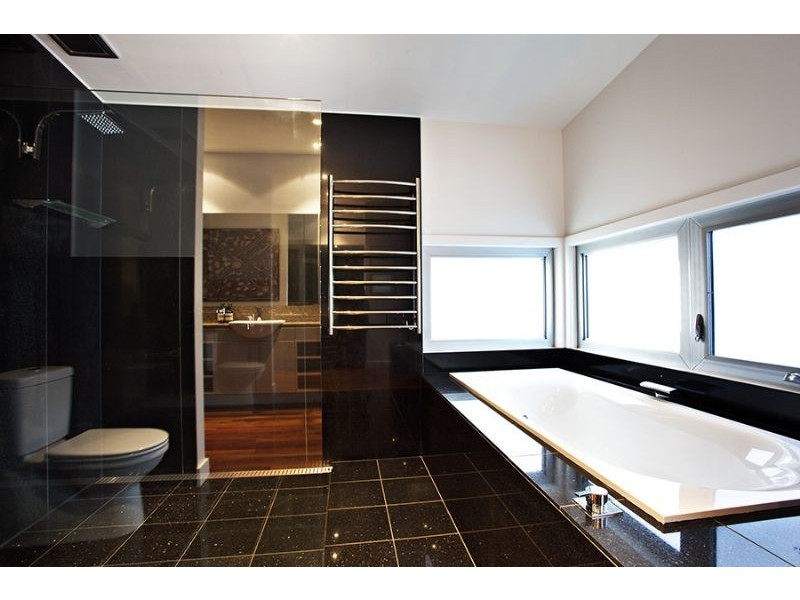 240 Bleases Lane, Yarra Glen VIC 3775