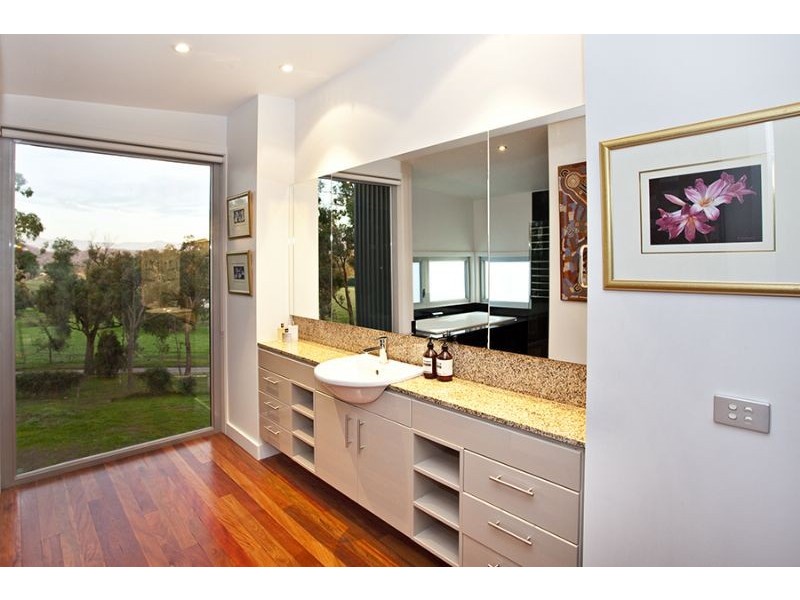 240 Bleases Lane, Yarra Glen VIC 3775