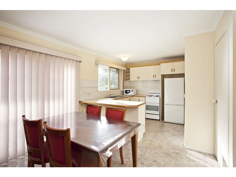 2/1 Beal Street, Mount Waverley VIC 3149