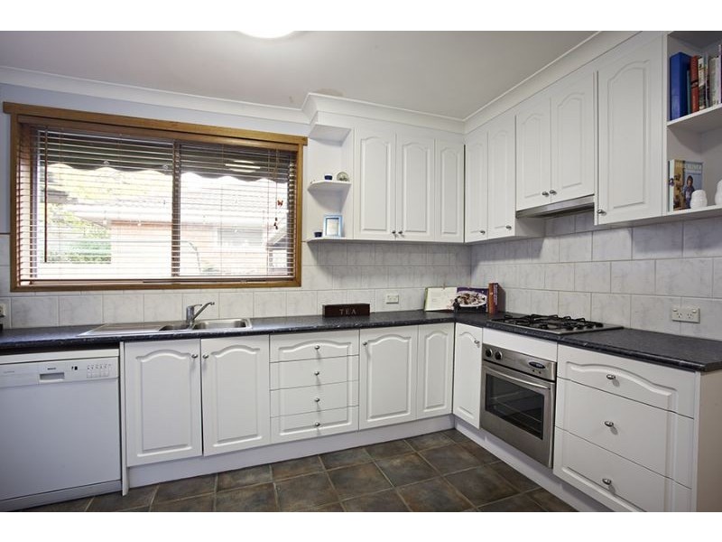 1/2 Munro Avenue, Mount Waverley VIC 3149