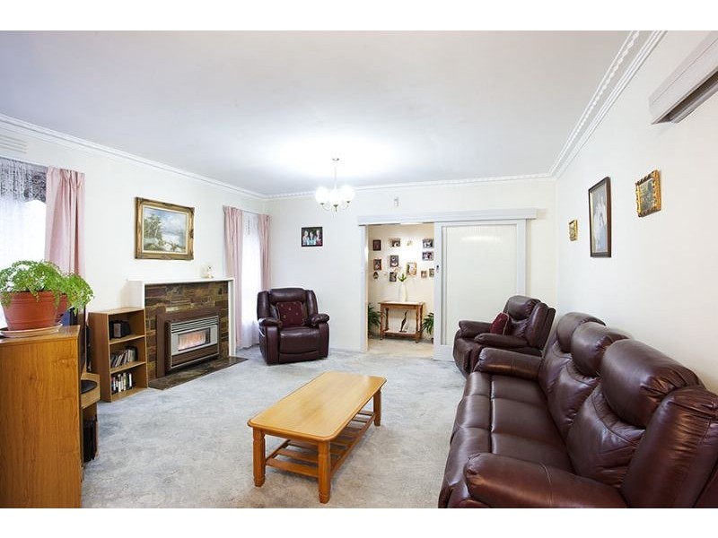 11 Bradstreet Road, Mount Waverley VIC 3149