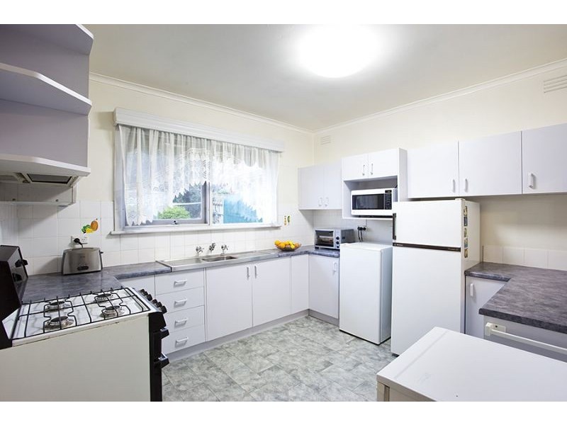 11 Bradstreet Road, Mount Waverley VIC 3149