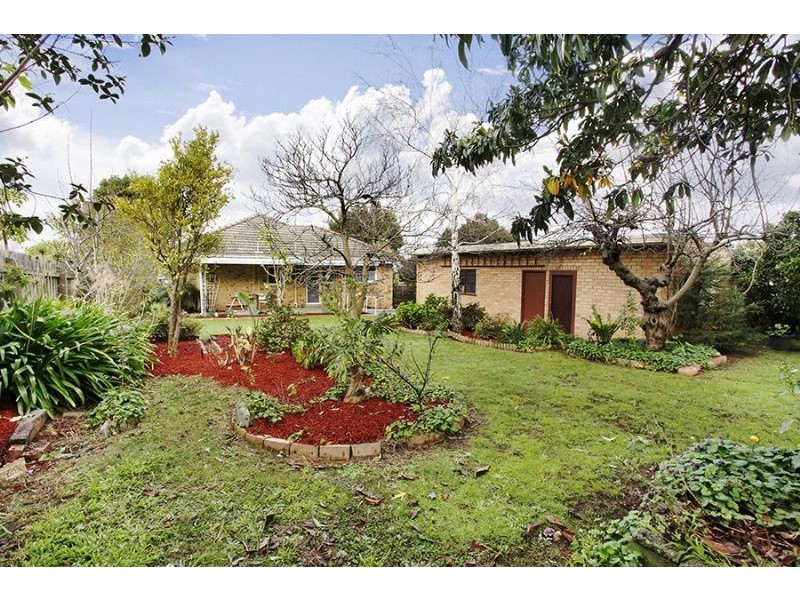 13 Jacqueline Road, Mount Waverley VIC 3149