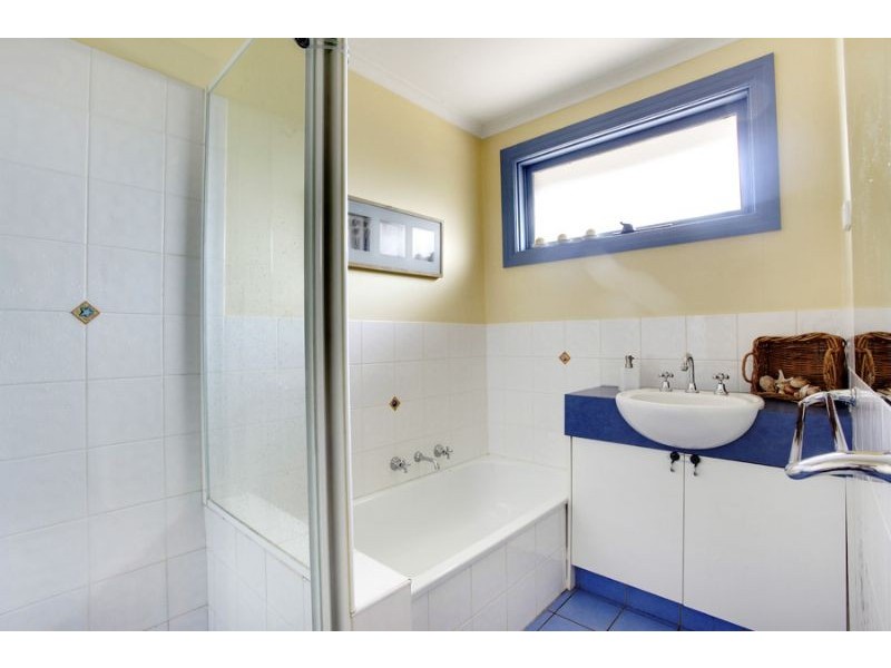 4/16 Kingston Street, Mount Waverley VIC 3149