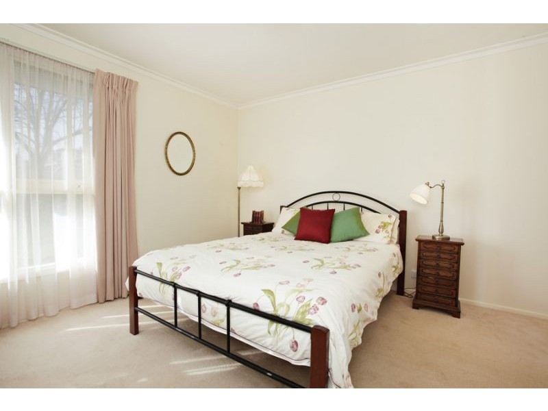 1/13 Milloo Crescent, Mount Waverley VIC 3149